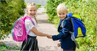 Din 21 mai părinții vor putea depune actele pentru înscrierea copiior în clasa întâi