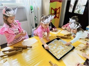 Activități delicioase la "Academia Piticilor"
