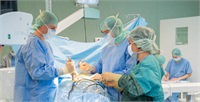 Tumoare medulară cu localizare complicată a unui pacient de 42 de ani, operată cu succes de neurochirurgii Medpark