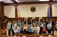 Liceul și Grădinița "Elitex" au fost în vizită la Parlamentul Republicii Moldova