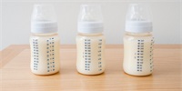 Formule de lapte pentru copii: recomandări privind alegerea amestecului lactat, sortiment și prețuri în Moldova